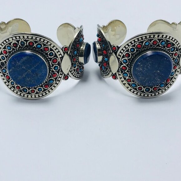 Single Handmade Kuchi Cuff Bracelet: Afghan Tribal Jewelry - Picture 12 of 13